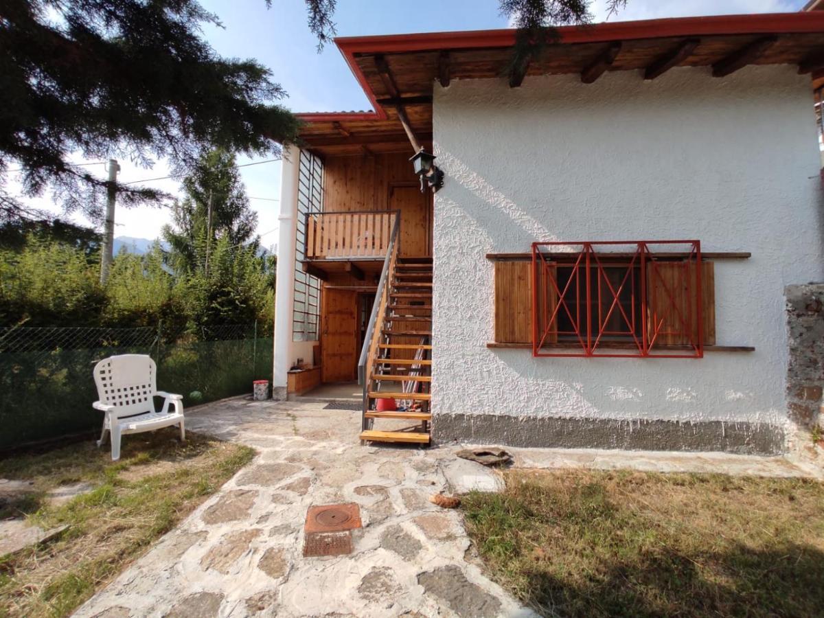Appartamento Con Giardino Privato. Rubiana 外观 照片